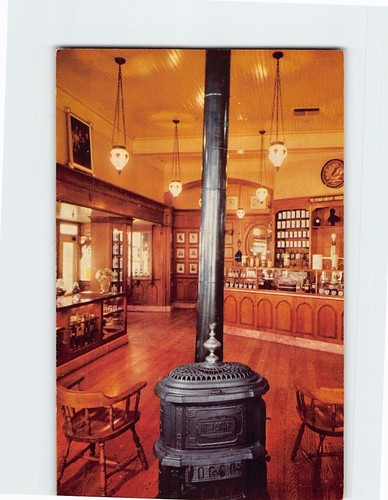 Stove and chandeliers